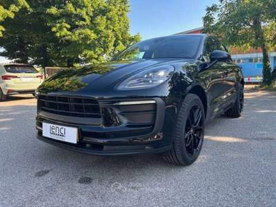 Porsche Macan Macan 2.0 T 265cv pdk Nero usata Noventa Padovana