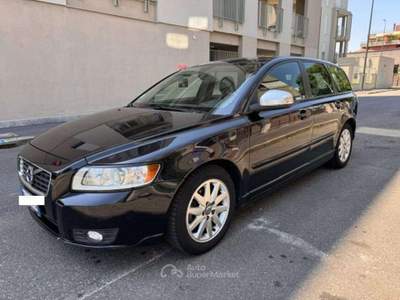 Volvo V50 1.6  DIESEL PERFETTA   !!!! Nero usata Milano