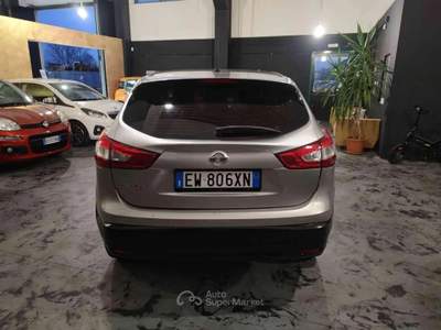 Nissan Qashqai Qashqai 1.2 dig-t Acenta 115cv usata Cassinetta di Lugagnano