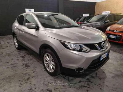 Nissan Qashqai Qashqai 1.2 dig-t Acenta 115cv usata Cassinetta di Lugagnano