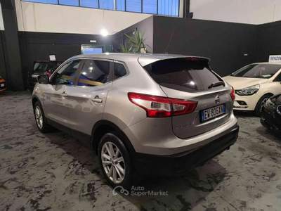 Nissan Qashqai Qashqai 1.2 dig-t Acenta 115cv usata Cassinetta di Lugagnano