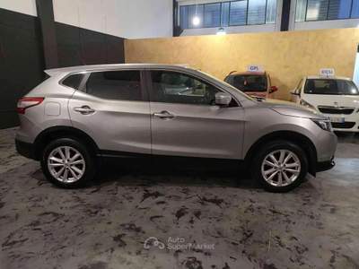 Nissan Qashqai Qashqai 1.2 dig-t Acenta 115cv usata Cassinetta di Lugagnano