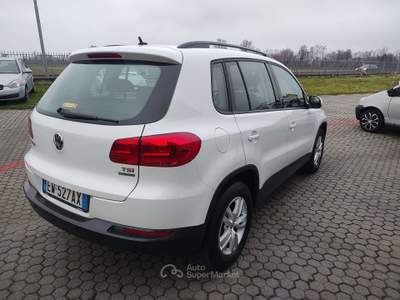 Volkswagen Tiguan Tiguan 1.4 tsi bm Trend&Fun+ 122cv usata Cassinetta di Lugagnano