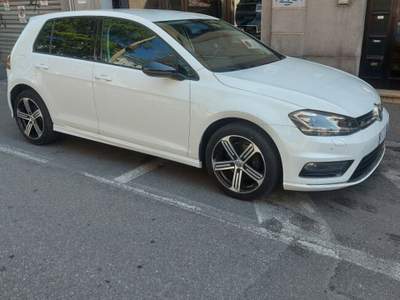 Volkswagen Golf 1.6TDI 110CV R-LINE Bianco usata Varese