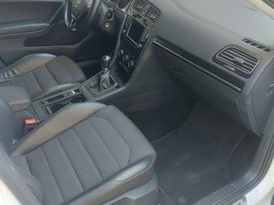 Volkswagen Golf 1.6TDI 110CV R-LINE Bianco usata Varese