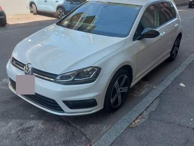 Volkswagen Golf 1.6TDI 110CV R-LINE Bianco usata Varese