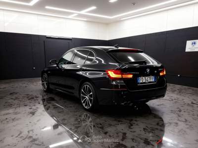 BMW Serie 5 520d 520 520d Touring Business 190cv auto usata Cassinetta di Lugagnano