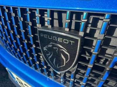 Peugeot 2008  - 2008 1.2 puretech allure s&s 100cv Blu/Azzurro usata Legnano