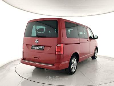 Volkswagen Caravelle Caravelle 2.0 tdi 150cv dsg comfortline Rosso usata Porto Mantovano