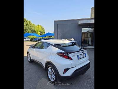 Toyota C-HR  - c-hr 1.8h active e-cvt Bianco usata Piacenza