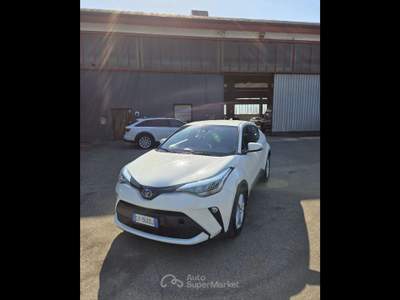 Toyota C-HR  - c-hr 1.8h active e-cvt Bianco usata Piacenza
