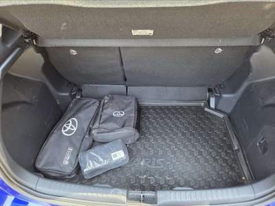 Toyota Yaris  - yaris 1.5h trend Blu/Azzurro usata Piacenza