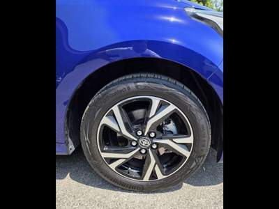 Toyota Yaris  - yaris 1.5h trend Blu/Azzurro usata Piacenza