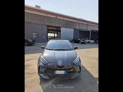 Toyota Yaris  - yaris 1.5h 130 gr sport Grigio usata Piacenza