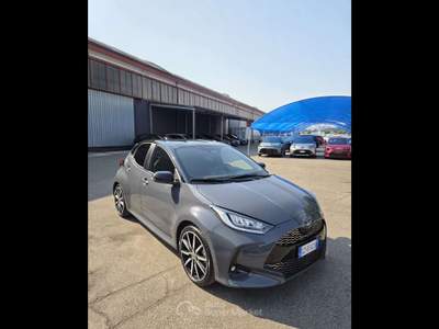 Toyota Yaris  - yaris 1.5h 130 gr sport Grigio usata Piacenza