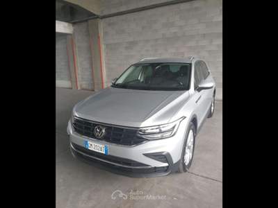 Volkswagen Tiguan  - tiguan 2.0 tdi life 150cv dsg Argento usata Piacenza