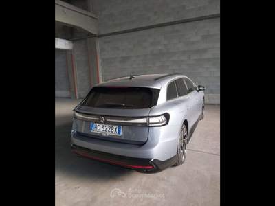Volkswagen ID.7  -  77 kwh pro edition plus 285cv Blu/Azzurro usata Piacenza