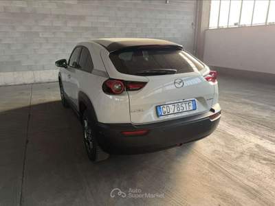 Mazda MX-30  -  35,5kwh launch edition obc 7,4kw Bianco usata Piacenza