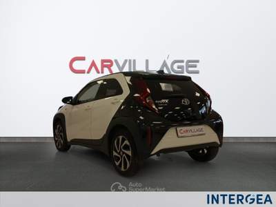 Toyota Aygo Aygo x 1.0 trend air 72cv Bianco usata Sesto Fiorentino