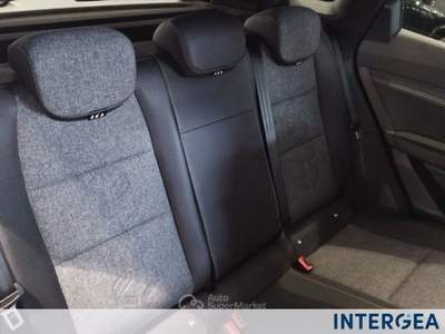 Renault Austral Austral 1.3 mild hybrid techno 160cv auto Nero usata Sesto Fiorentino