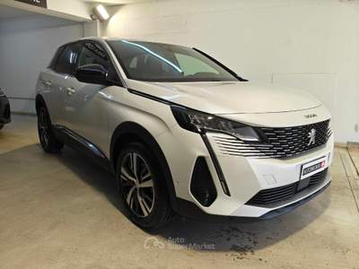 Peugeot 3008 3008 BlueHDi 130 S&S EAT8 Allure Pack Bianco usata RENDE