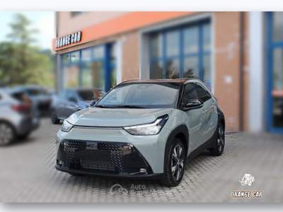 Toyota Aygo X Aygo X 1.5 Hybrid 115 CV 5 porte Icon Verde usata San Miniato