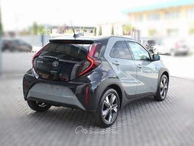 Toyota Aygo X Aygo X 1.5 Hybrid 115 CV 5 porte Icon Verde usata San Miniato