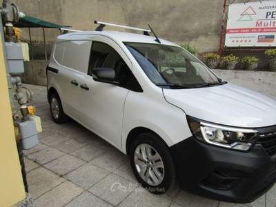 Renault Kangoo 1.5 dCi 90 CV 5p. S&S Life Bianco usata Jerago con Orago Renault Kangoo 1.5 dCi 90 CV 5p. S&S Life Bianco usata Jerago con Orago