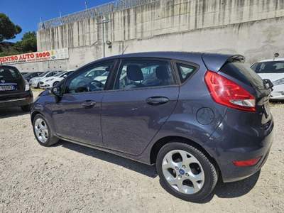 Ford Fiesta 1.2 16V 60CV 5p. Titanium Blu/Azzurro usata Napoli