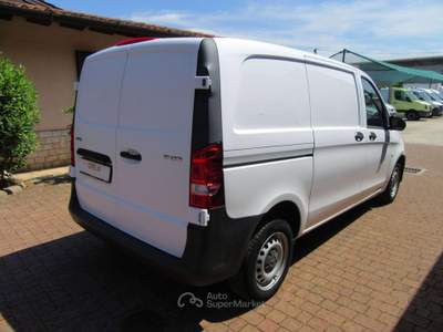 Mercedes-Benz Vito 111 cdi 1.6 Diesel Furgone Euro 6B Bianco usata Rezzato