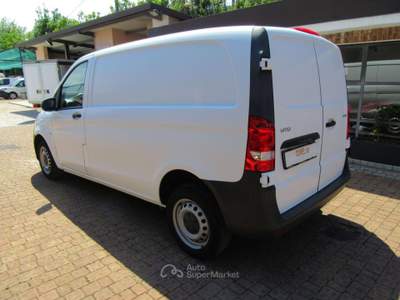 Mercedes-Benz Vito 111 cdi 1.6 Diesel Furgone Euro 6B Bianco usata Rezzato