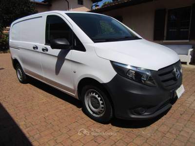 Mercedes-Benz Vito 111 cdi 1.6 Diesel Furgone Euro 6B Bianco usata Rezzato