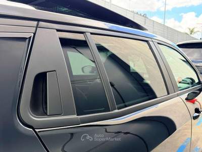Jeep Avenger 1.2 Turbo 110 CV MHEV Summit Nero usata Sant'Anastasia