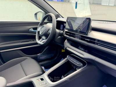 Jeep Avenger 1.2 Turbo 110 CV MHEV Summit Nero usata Sant'Anastasia