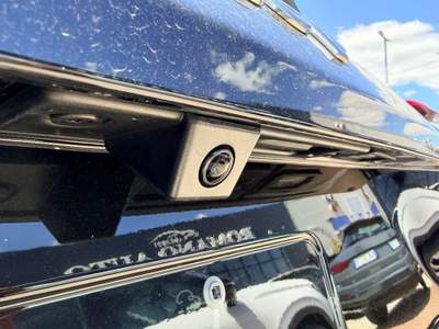 Jeep Avenger 1.2 Turbo 110 CV MHEV Summit Nero usata Sant'Anastasia