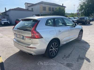 Volvo XC60 D4 AWD Geartronic Inscription Argento usata Isola del Liri