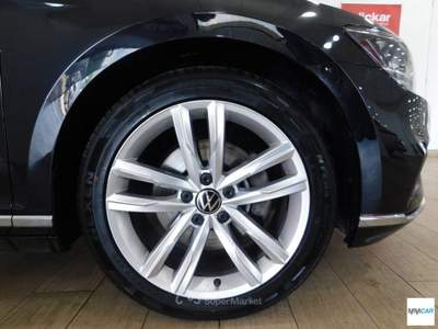 Volkswagen Passat 1.5 TSI ACT DSG BUSINESS Nero usata Isola del Liri
