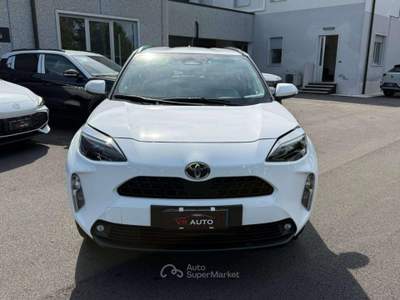 Toyota Yaris Cross 1.5h Active fwd 115cv e-cvt PROMO FIN Bianco usata Verona
