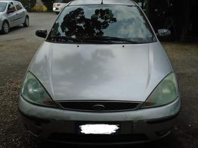 Ford Focus  5p 1.6i 16v Ghia FL Grigio usata Roma