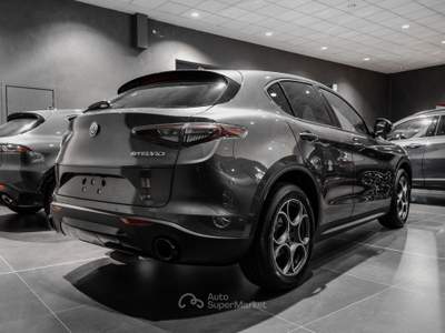 Alfa Romeo Stelvio 2.2 TD 160 CV Sprint AT8 RWD Nero usata Prato