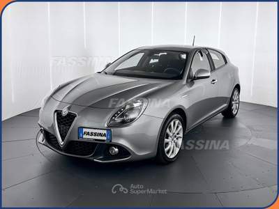 Alfa Romeo Giulietta Giulietta 1.6 jtdm Super 120cv Grigio usata Milano