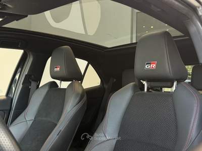 Toyota Yaris Cross 1.5H (116 CV) E-CVT GR Sport Black Sky usata Gardolo