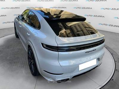 Porsche Cayenne Coupé 4.0 V8 Turbo E-Hybrid | IVA, MATRIX, 22", SPORTDESIGN, PCCB Bianco usata Suzzara