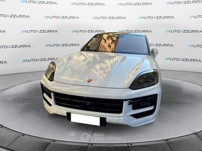 Porsche Cayenne Coupé 4.0 V8 Turbo E-Hybrid | IVA, MATRIX, 22", SPORTDESIGN, PCCB Bianco usata Suzzara