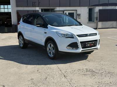 Ford Kuga 2.0 TDCi 120cv DPF S&S 2WD Titanium  Bianco usata Rovato