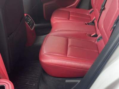 Porsche Macan Porsche Macan 3,6 performance prezzo 49900 Bianco usata Catania