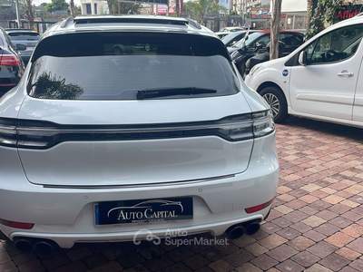 Porsche Macan Porsche Macan 3,6 performance prezzo 49900 Bianco usata Catania