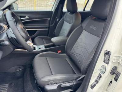 Jeep Avenger mhev altitude 1.2 100cv dct mhev Bianco usata Fisciano