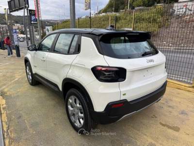 Jeep Avenger mhev altitude 1.2 100cv dct mhev Bianco usata Fisciano