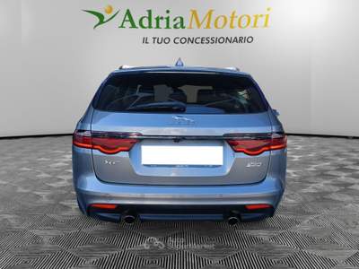 Jaguar XF 2.0D i4 240cv 4WD PORTFOLIO AUTO Grigio usata Pordenone